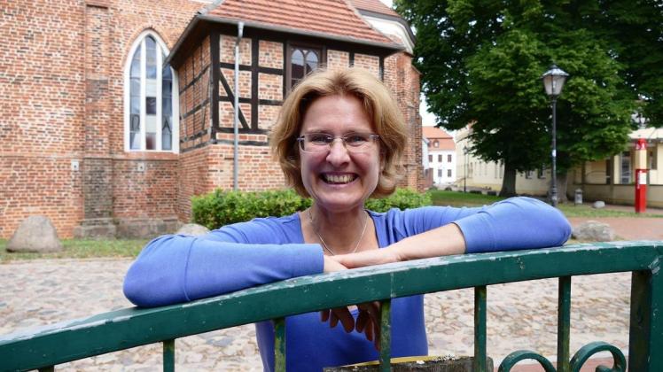 Frauen und Männer seien gleichermaßen zum Weltgebetstag willkommen. „Eine liebevoll gestaltete Ausstellung in der Stadtkirche Neustadt-Glewe kann jetzt schon besucht werden", informiert Pastorin Silke Draeger.