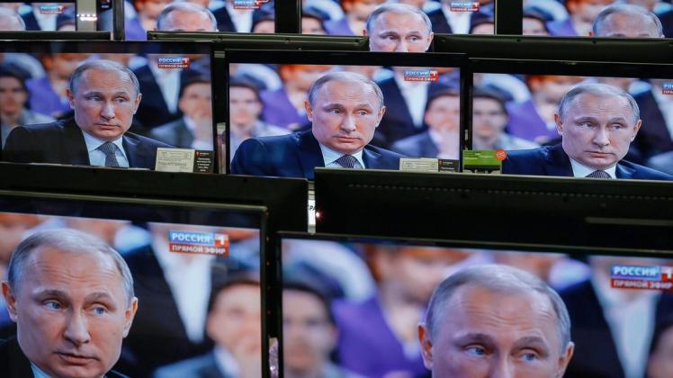 Meinungsvielfalt? Wladimir Putin auf allen Kanälen.