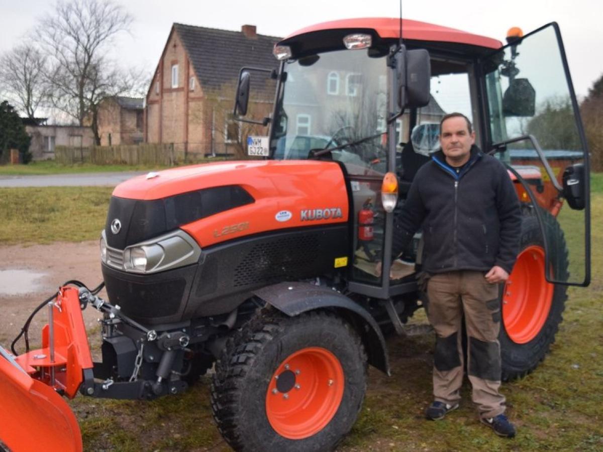 Wilnsdorf: Junge stirbt nach Fahrt mit Rasenmäher-Traktor