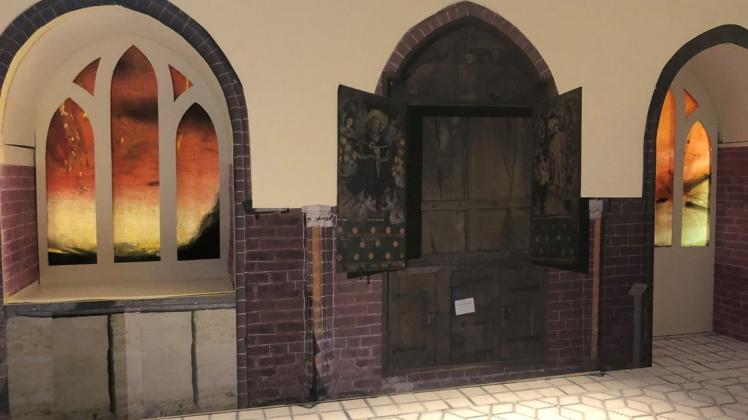 So sollen die Fenster in der Sakristei im Inneren der Wunderblutkirche künftig gestaltet werden.