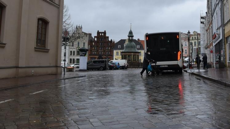 Wismar soll mit dem Landkreis erneut über Verbesserungen im Busverkehr verhandeln.
