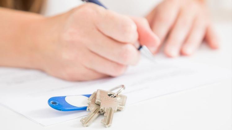 Bis zur Übergabe der Wohnungsschlüssel ist es ein weiter Weg. Bis zur Übergabe der Wohnungsschlüssel ist es ein weiter Weg.