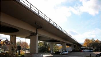 Die Talbrücke der B 51 in Oesede soll durch einen Neubau ersetzt werden. 