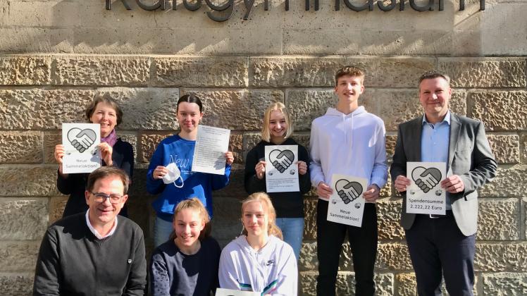 Mehr als 2000 Euro in Geld- und 35.000 Euro in Sachspenden kamen bei der Aktion der Schüler zusammen. Ratsgymnasium Osnabrück, Schüler sammeln Spenden für Ukraine
