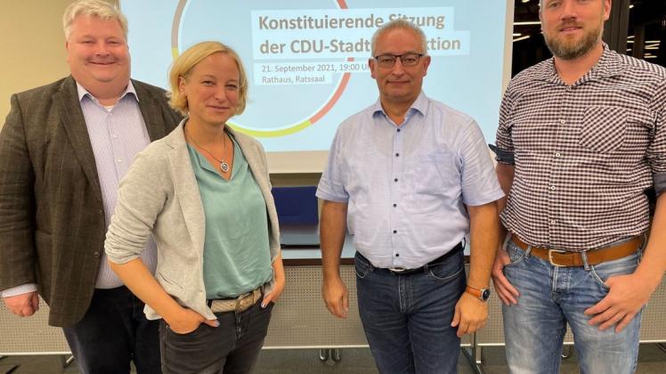Der neue CDU-Fraktionsvorstand, v.l.: Fraktionschef Holger Cosse, Carina Seelhorst, stellvertretender Fraktionschef Hermann Stroot und Daniel Koop.