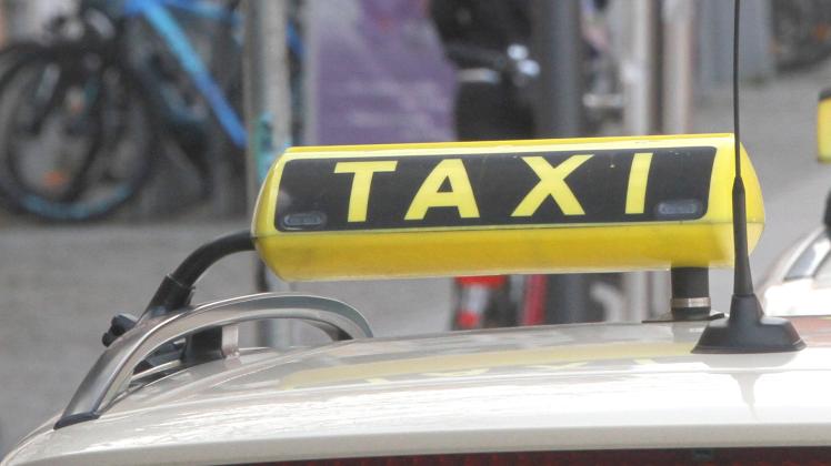 Die RVM prüft die Einrichtung einer Taxi-Buslinie für Velpe. Bislang gibt es jedoch angeblich kein Fuhrunternehmen, das bereit wäre, die Touren zu übernehmen. (Symbolfoto) Die RVM prüft die Einrichtung einer Taxi-Buslinie für Velpe. Bislang gibt es jedoch angeblich kein Fuhrunternehmen, das bereit wäre, die Touren zu übernehmen.
