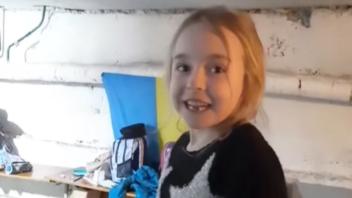 Ukraine-Konflikt - Mädchen singt Lied aus "Frozen"