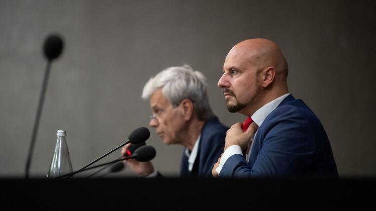Wolfgang Gedeon und Stefan Räpple wurden zwischenzeitlich aus dem baden-württembergischen Landtag ausgeschlossen. Auch viele Parteikollegen möchten sie loswerden. Foto: dpa/Marijan Murat