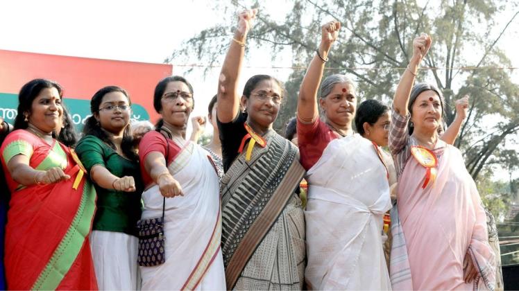 Die kommunistische Regierung befürwortet den Aufstand der Frauen: Sie fordern Gleichberechtigung beim Tempelbesuch. Foto: imago/Hindustan Times