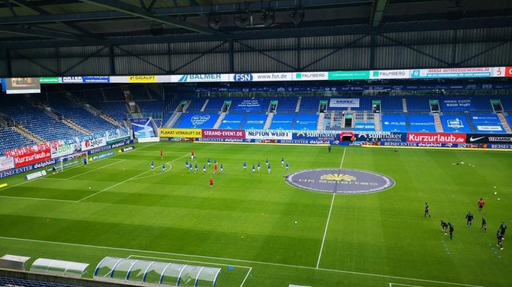 Blick ins leere Ostseestadion. Auch im letzten Heimspiel der Saison 2019/20 sind keine Fans zugelassen.