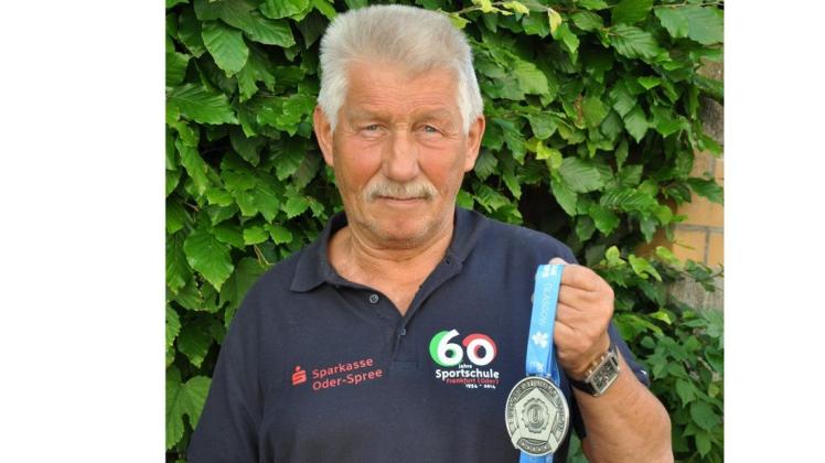 Mit 75 Jahren ergatterte Manfred Sinnhöfer die Silbermedaille bei den Veteranen-EM 2018 in Glasgow. 