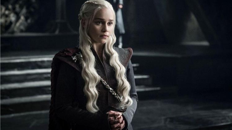 Daenerys Targaryen wird von der Schauspielerin Emilia Clarke gespielt. Sie wird bei der 8. Staffel wohl wieder eine zentrale Rolle einnehmen. Foto: picture alliance / obs / RTL II