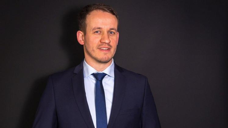Der seit 2018 in Reppelin lebende Andreas Raatz stellt sich am 3. Februar als einer von fünf Kandidaten der Wahl zum neuen Bürgermeister.