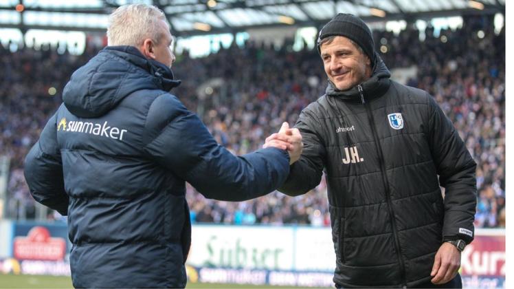 Vorgänger und Nachfolger: Jens Härtel (rechts) wird neuer Cheftrainer des FC Hansa und folgt auf den am 3. Januar freigestellten Pavel Dotchev. Foto: Andy Bünning
