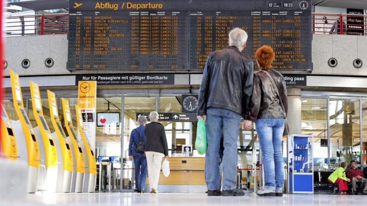 Auch am Stuttgarter Flughafen werden am Donnerstag Flugausfälle befürchtet. Symbolfoto: imago/Arnulf Hettrich