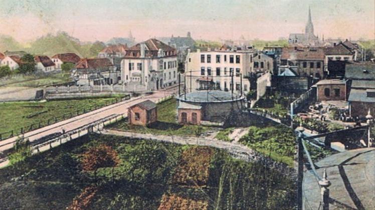 Schöner Blick von erhöhter Warte: Die Postkarte von vor mehr als 100 Jahren zeigt ein noch sehr ländliches Delmenhorst auch nahe der Stadtmitte. 