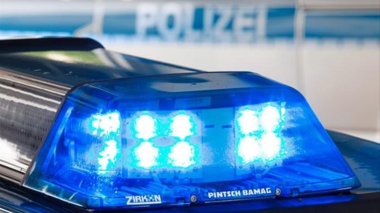 Die Polizei berichtet vom tödlichen Verkehrsunfall eines Delmenhorsters im Landkreis Osterholz. Symbolfoto: dpa