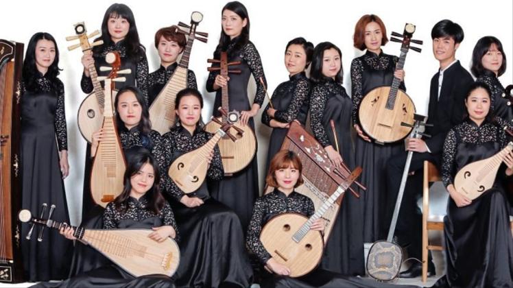 Fernöstlicher Zauber zum Jahr des Schweines: Mit traditionellen Instrumenten des Landes kommt das Suzhou Chinese Orchestra am 17. Januar in die Gutsscheune Varrel. 