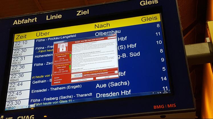 Cyberattacken, wie 2017 die Erpressungssoftware „Wanna Cry“, könnten kritische Infrastruktur lahmlegen. Weltweite Cyber-Attacke - Hauptbahnhof Chemnitz