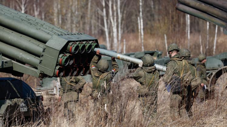 Bis an die Zähne bewaffnet: Eine russische Militärübung in der Region Kaliningrad. Bis nach Suwalki sind es rund 50 Kilometer.