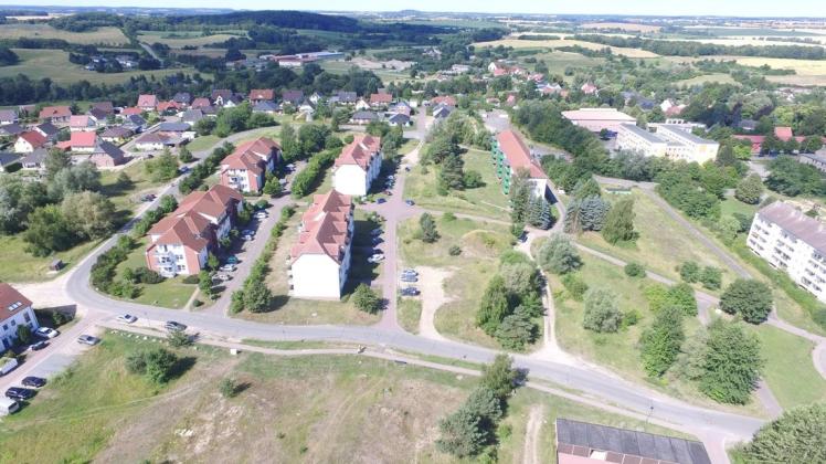 Der Mühlenberg in Brüel soll mit weiteren Einfamilienhäusern bebaut werden. Der Bauausschuss der Stadt hat den erneut geänderten Bebauungsplan bereits durchgewunken. Kommende Woche befasst sich die Stadtvertretung mit dem Thema.