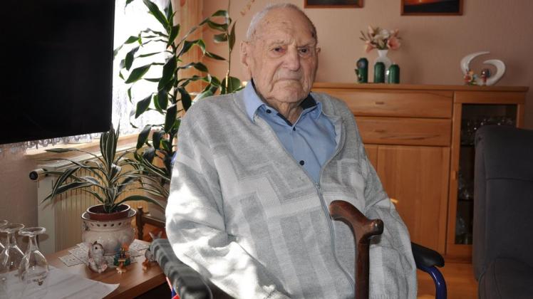 Hugo Hinzpeter feierte nun seinen 106. Geburtstag. Damit ist er der älteste Bürger im Landkreis Ludwigslust-Parchim.