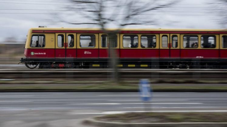 Für den weiteren Ausbau des S-Bahnnetzes stehen nun weitere 35 Millionen Euro zur Verfügung.