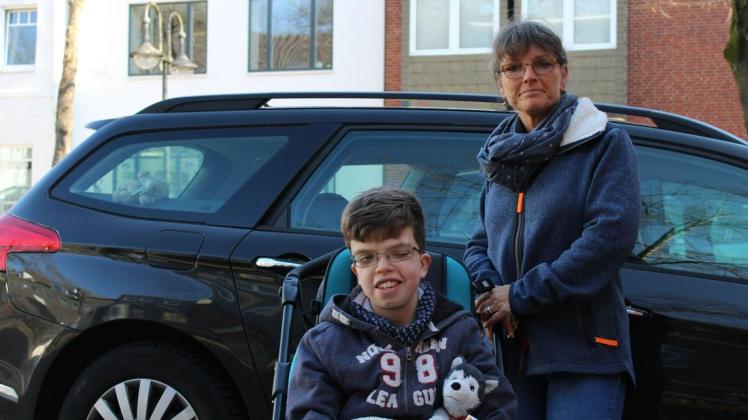 Gabi Müller und ihr Sohn Kilian sind fast jeden Tag zusammen unterwegs – ohne ihren Kombi wäre das nicht möglich.