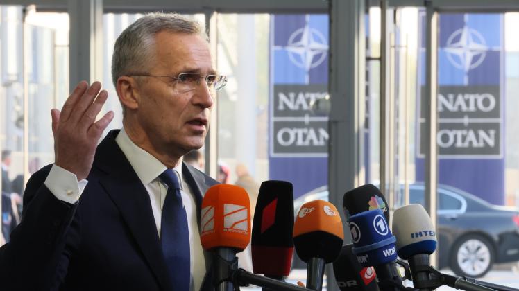 Nato-Chef Jens Stoltenberg findet deutliche Worte in Richtung Russland. Ukraine-Konflikt - Nato-Sondergipfel