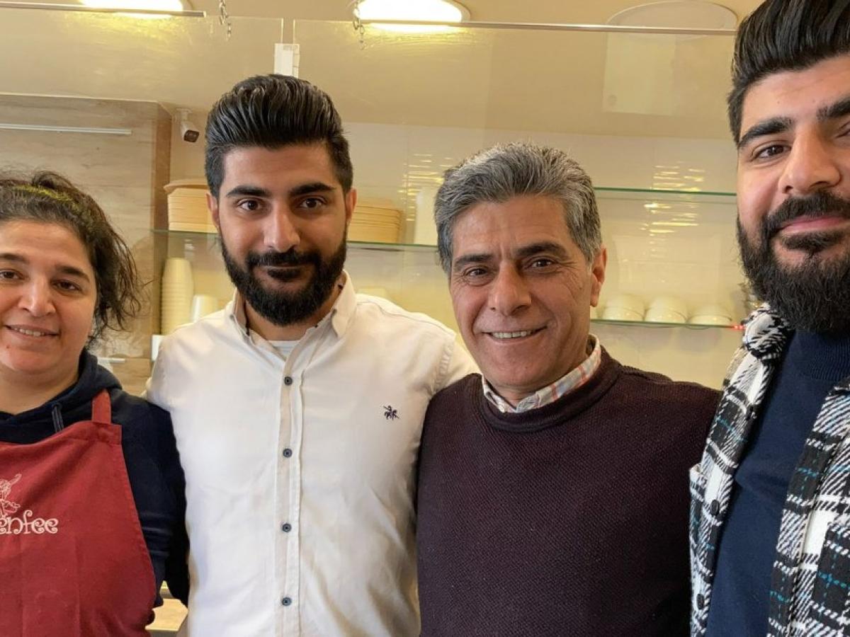 Aus Syrien geflchtet: Ali Alo aus Itzehoe mit Shnen vereint