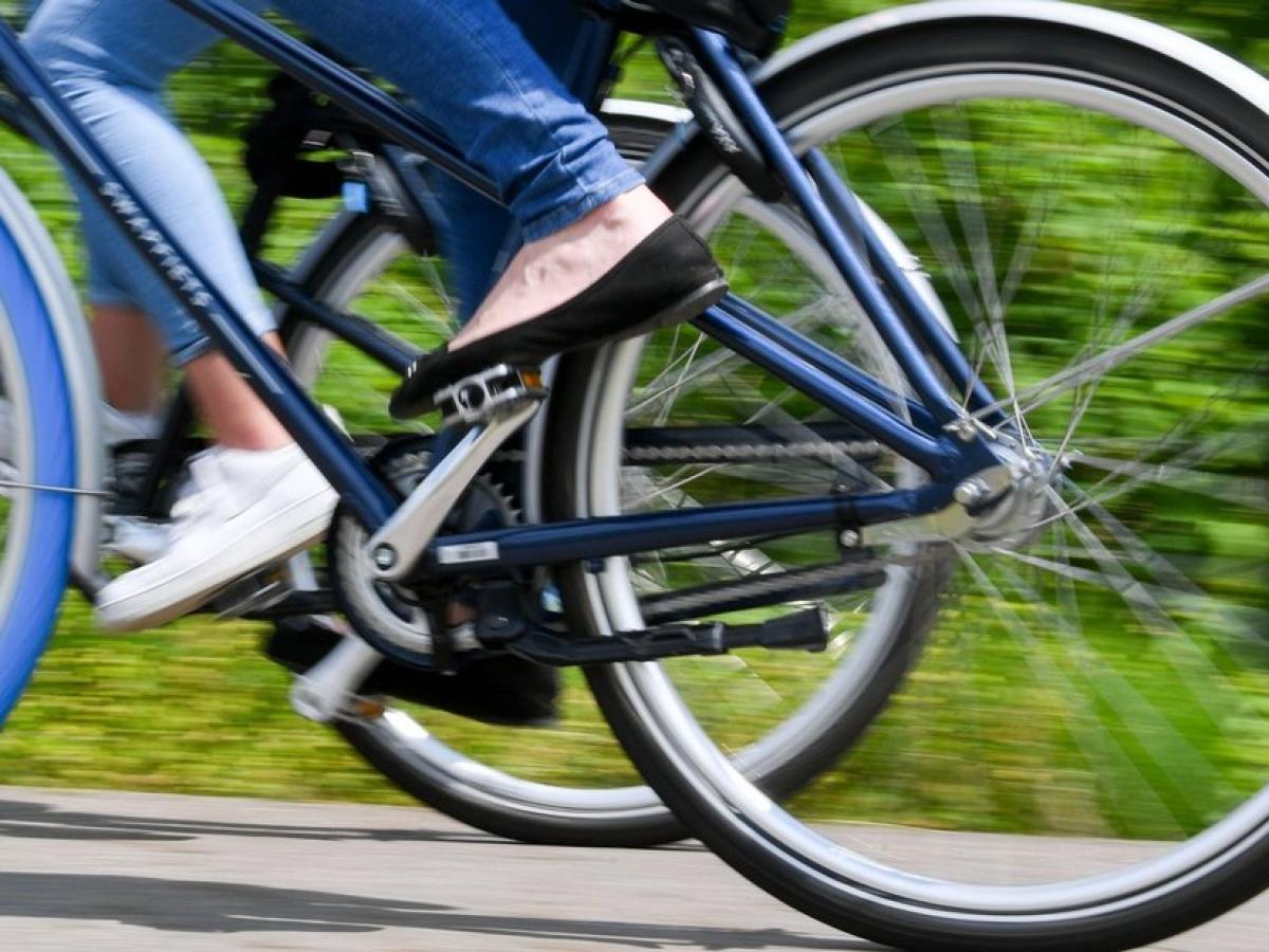 Freihndig fahren und Musikhren: Was ist beim Radeln erlaubt?