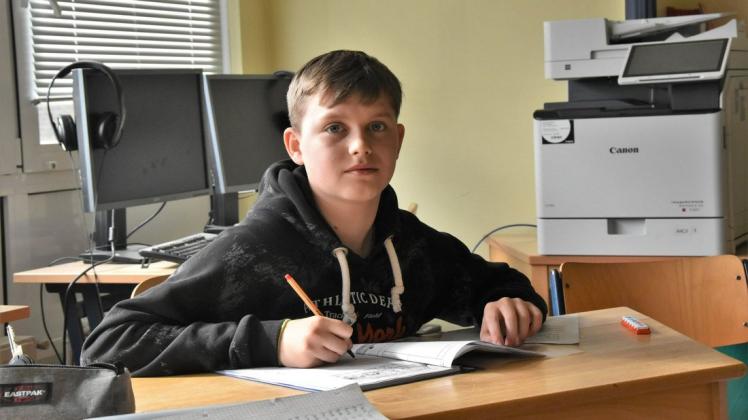 Der 12-jährige Ukrainer Roman Jurijowitsch wird seit einer Woche an der Schule betreut und spricht bereits ein paar Worte Deutsch.