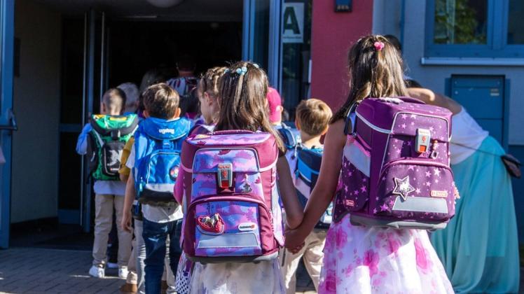 Schweriner Grundschulen mussten in diesem Jahr zahlreiche Erstwünsche ablehnen. Die Anmeldungen überstiegen in einigen Fällen die Kapazitäten. (Symbolbild)