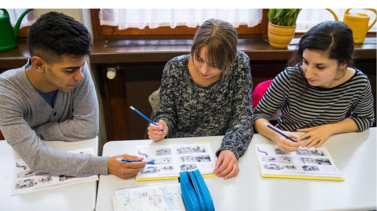 Flüchtlingskinder in einer Übergangsklasse an einer Schule in Bayern: "Das gemeinsame Lernen aller muss die nächste Aufgabe sein, der sich das Land stellt", fordert die Unesco.