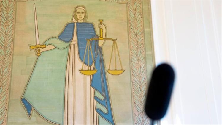 Ein Deal im Prozess um die Einbruchserie ist am Montag, 30. Juli, im Landgericht Oldenburg geplatzt. Symbolfoto: Michael Gründel