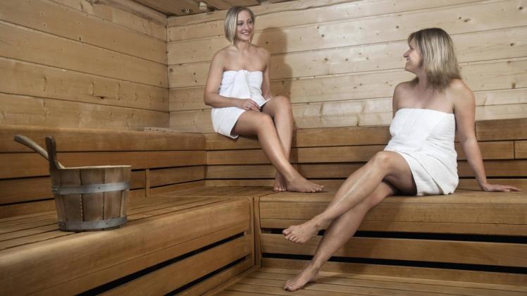 Sauna-Knigge: Wie nackig ist nackig genug? | NOZ