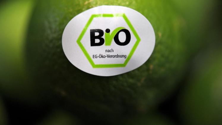 Bei Obst oder Gemüse ist Bioware in der Regel gekennzeichnet. Wer Bio essen möchte, kann darauf achten. Foto: dpa