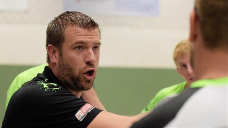 War mit seiner Mannschaft beim TuS Bramsche erfolgreich: Björn Wolken, Trainer der Verbandsliga-Handballer des TV Neerstedt. 