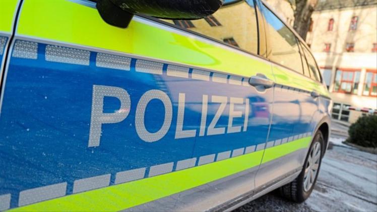 In Stuhr sind laut Polizei die Räder eines Daimlers gestohlen worden. Symbolfoto: Michael Gründel