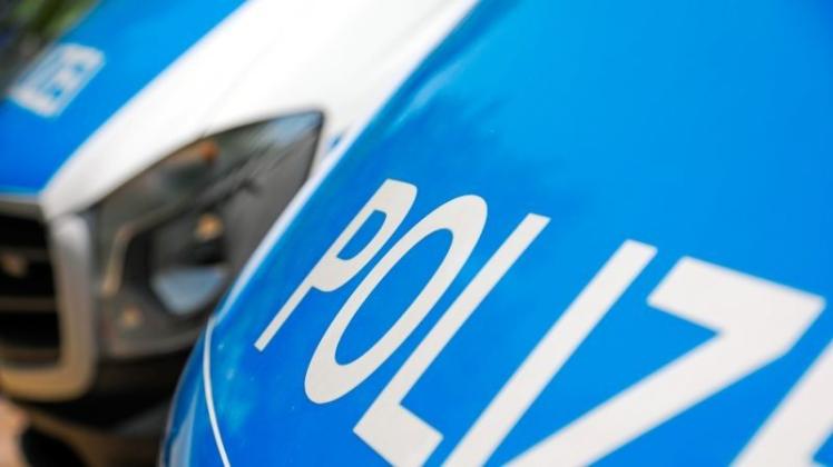 Ein bewaffneter Mann hat in Delmenhorst Polizeibeamte bedroht
            

            
. 