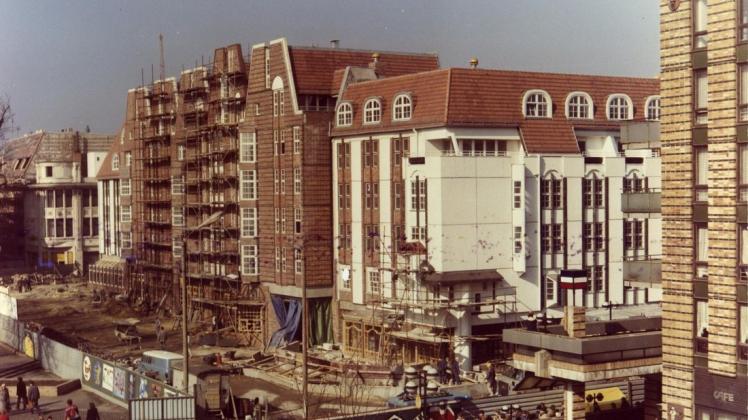 Das Fünfgiebelhaus am Universitätsplatz wenige Wochen vor seiner Fertigstellung. Foto: WBK Rostock