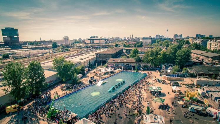 So ein Wakeboard-Pool, wie ihn das Rostocker Unternehmen Supreme Surf anbietet, könnte auch den IGA-Park beleben. Zumindest, wenn es nach den Interims-Geschäftsführern des Parks geht.