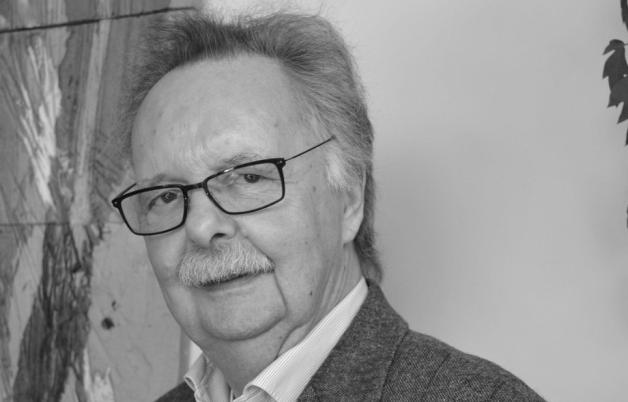 Dirk Schulte Strathaus, langjähriger Verleger des dk, ist im November verstorben. 