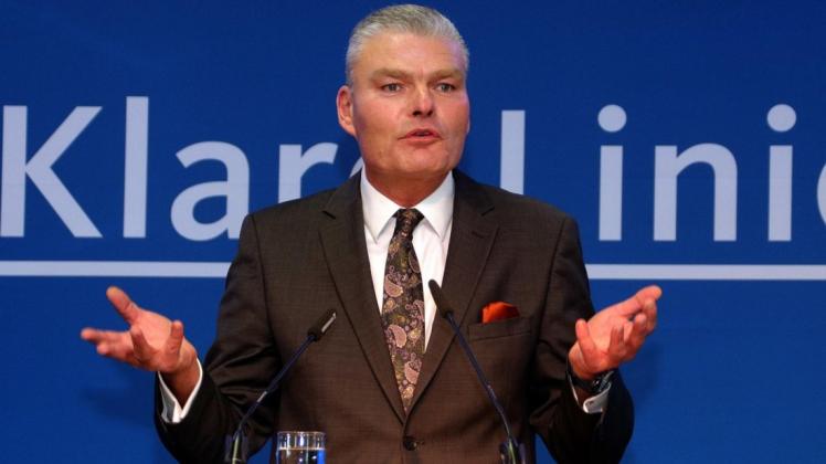 Der neue CDU-Landesvorsitzende von Sachsen-Anhalt, Holger Stahlknecht, sprach sich auf dem Parteitag gegen den UN-Migrationspakt aus. Foto: dpa/Peter Förster Der neue CDU-Landesvorsitzende von Sachsen-Anhalt, Holger Stahlknecht, sprach sich auf dem Parteitag gegen den UN-Migrationspakt aus. Foto: dpa/Peter Förster