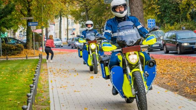 Die neuen E-Motorräder sollen günstiger in der Anschaffung und im Unterhalt sein als ihre Vorgänger  Foto: André Havergo
