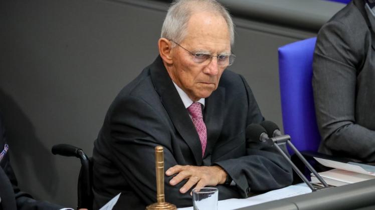 Bundestagspräsident Schäuble: AfD-Aktion nicht mit der Würde des Hauses vereinbar. 