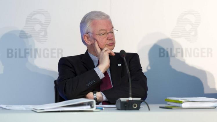 Der damalige Vorstandsvorsitzender Roland Koch während einer Pressekonferenz bei Bilfinger SE 2013. Nun wurden Korruptionsvorwürfe gegen ihn laut. Foto: imago/R. Wittek