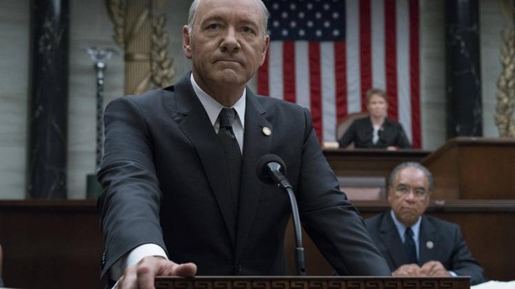 Er stirbt: Kevin Spaceys Präsident Underwood wird in der sechsten Staffel von "House Of Cards" begraben. Foto: David Giesbrecht / Netflix
