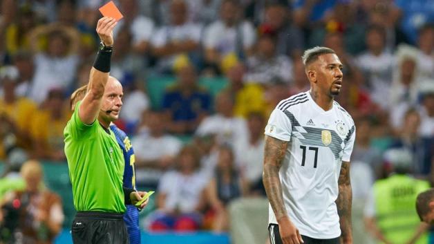 Sah gegen Schweden die Gelb-Rote Karte: Jerome Boateng. Foto: Imago/ActionPictures Sah gegen Schweden die Gelb-Rote Karte: Jerome Boateng. Foto: Imago/ActionPictures