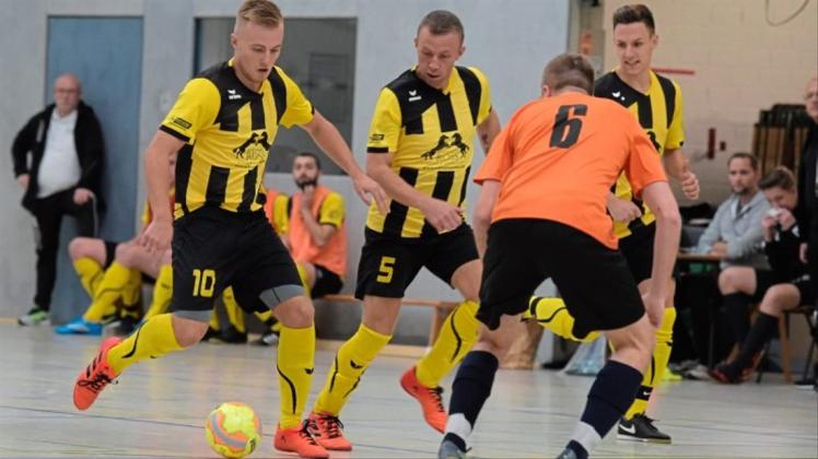 Patrick und Gregor Gawlista (von links) schieden mit dem Delmenhorster BV aus – und werden wohl erst im Dezember 2019 wieder Futsal spielen.
